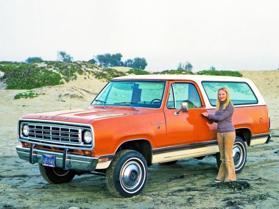  Dodge Ramcharger SE Pkg. (AW100) 1974 года  (фото 2 из 4)